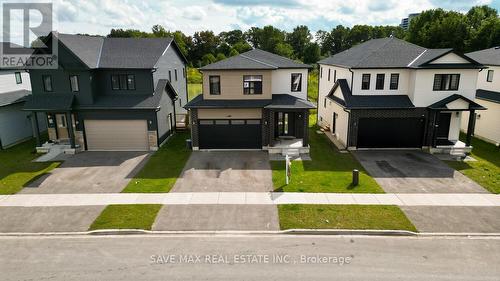 1427 Twilite Boulevard, London, ON - Outdoor With Facade