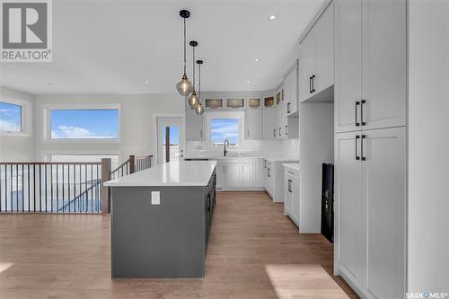 107 Rider Place, Dundurn Rm No. 314, SK - Indoor Photo Showing Kitchen With Upgraded Kitchen