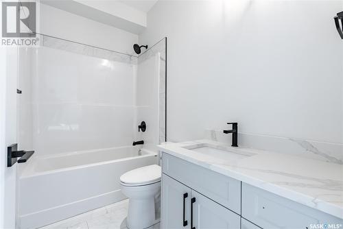 107 Rider Place, Dundurn Rm No. 314, SK - Indoor Photo Showing Bathroom