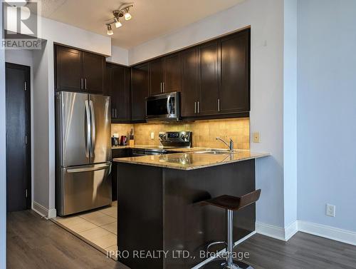 1802 - 80 Absolute Avenue, Mississauga, ON - Indoor Photo Showing Kitchen With Stainless Steel Kitchen