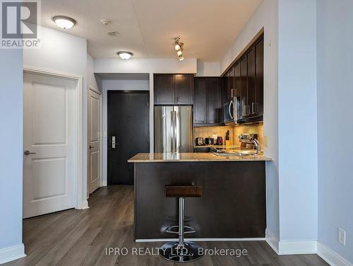 1802 - 80 Absolute Avenue, Mississauga, ON - Indoor Photo Showing Kitchen