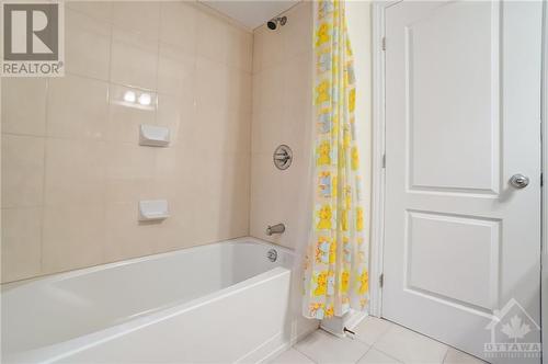 1074 Northgraves Crescent, Ottawa, ON - Indoor Photo Showing Bathroom