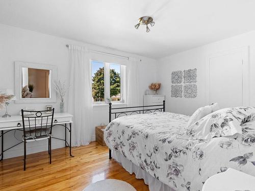 Bedroom - 10610 Rue Élisabeth-Ii, Québec (Les Rivières), QC - Indoor Photo Showing Bedroom