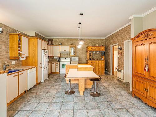 Kitchen - 3468 Ch. Hopps, Austin, QC - Indoor Photo Showing Kitchen