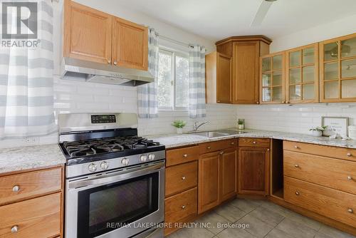 536 Maher Crescent, Cobourg, ON - Indoor Photo Showing Kitchen With Double Sink