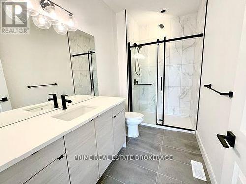 51 - 10 Coastal Crescent, Lambton Shores (Grand Bend), ON - Indoor Photo Showing Bathroom