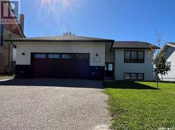 805 Windover AVENUE  Moosomin, SK S0G 3N0