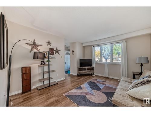 9E Clareview Vg Nw, Edmonton, AB - Indoor Photo Showing Living Room