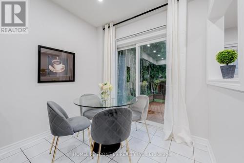 779 Best Circle, Newmarket, ON - Indoor Photo Showing Dining Room