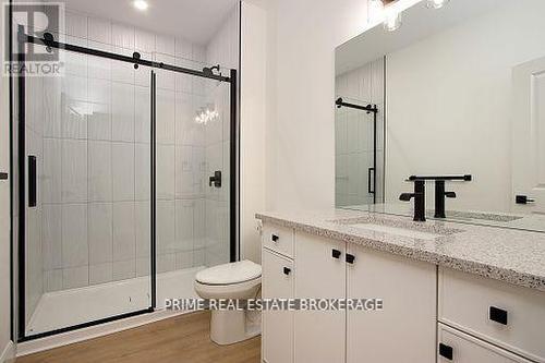 49 - 14 Coastal Crescent, Lambton Shores (Grand Bend), ON - Indoor Photo Showing Bathroom