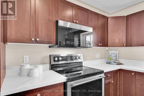 2 Beacon Drive, Brighton, ON - Indoor Photo Showing Kitchen