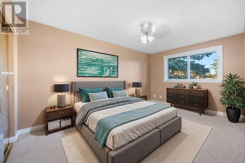 26, 740 Bracewood Drive Sw, Calgary, AB - Indoor Photo Showing Bedroom