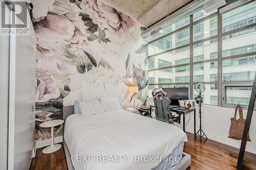 403 - 637 Lake Shore Boulevard W, Toronto, ON - Indoor Photo Showing Bedroom