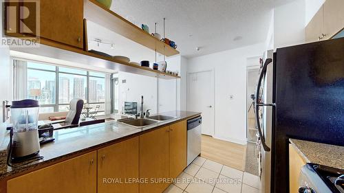 3509 - 5 Mariner Terrace, Toronto, ON - Indoor Photo Showing Kitchen With Double Sink