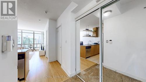 3509 - 5 Mariner Terrace, Toronto, ON - Indoor