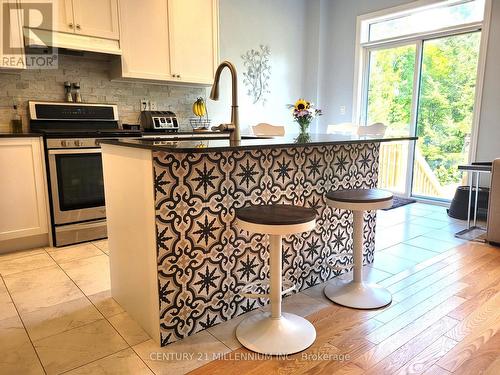 11 Farwell Avenue, Wasaga Beach, ON - Indoor Photo Showing Kitchen