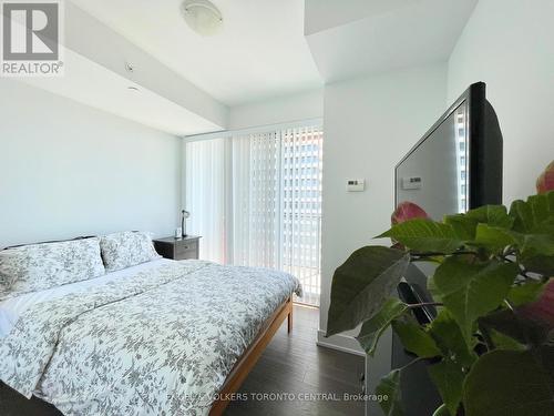 2118 - 30 Shore Breeze Drive, Toronto, ON - Indoor Photo Showing Bedroom