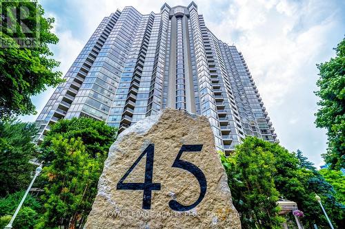 211 - 45 Kingsbridge Garden Circle, Mississauga, ON - Outdoor With Facade