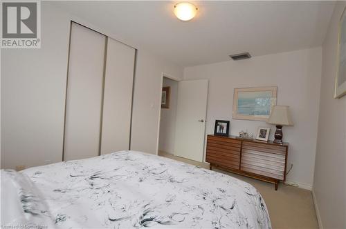 1564 Kerns Road Unit# 1, Burlington, ON - Indoor Photo Showing Bedroom