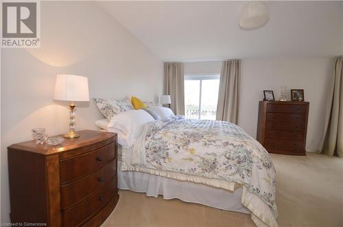 1564 Kerns Road Unit# 1, Burlington, ON - Indoor Photo Showing Bedroom