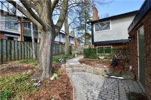 1564 Kerns Road Unit# 1, Burlington, ON - Outdoor