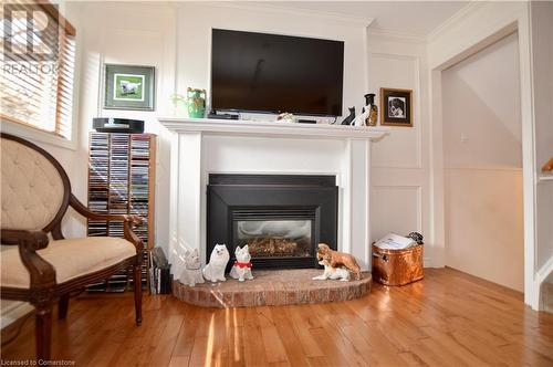 1564 Kerns Road Unit# 1, Burlington, ON - Indoor Photo Showing Living Room With Fireplace