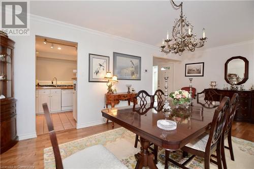 1564 Kerns Road Unit# 1, Burlington, ON - Indoor Photo Showing Dining Room