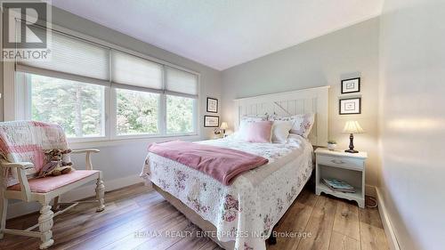 62 Jasper Drive, Kawartha Lakes, ON - Indoor Photo Showing Bedroom