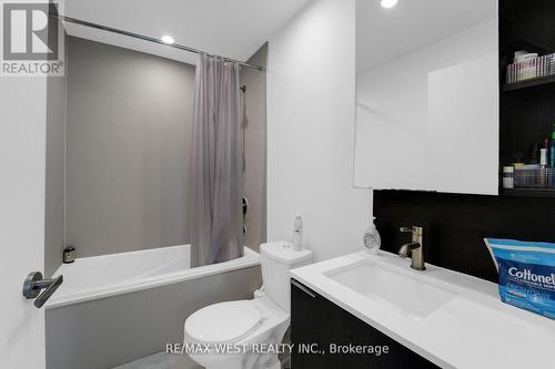 614 - 170 Sumach Street, Toronto, ON - Indoor Photo Showing Bathroom