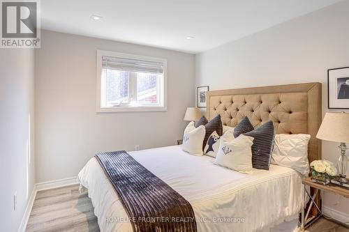 270 Yorkshire Drive, Newmarket, ON - Indoor Photo Showing Bedroom