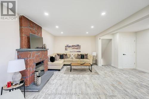 270 Yorkshire Drive, Newmarket, ON - Indoor With Fireplace