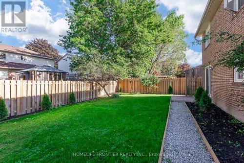 270 Yorkshire Drive, Newmarket, ON - Outdoor