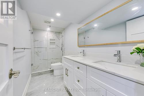 4130 Montrose Crescent, Burlington, ON - Indoor Photo Showing Bathroom