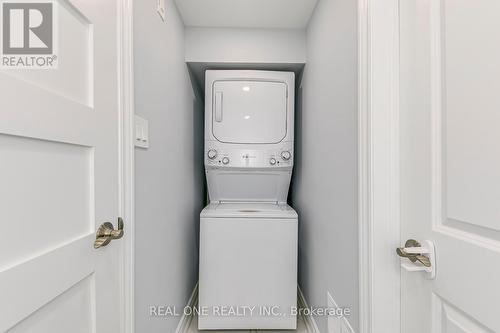 4130 Montrose Crescent, Burlington, ON - Indoor Photo Showing Laundry Room