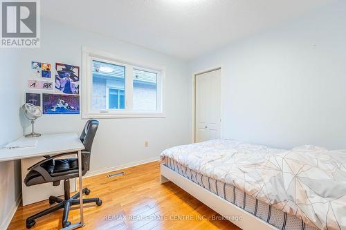 5202 Buttermill Court, Mississauga, ON - Indoor Photo Showing Bedroom