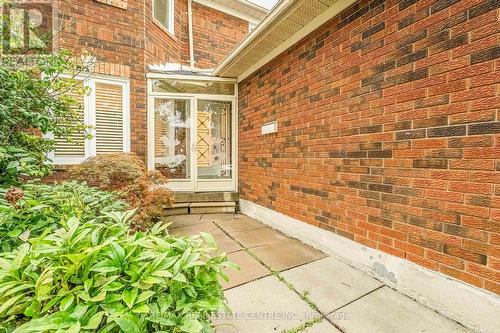 5202 Buttermill Court, Mississauga, ON - Outdoor