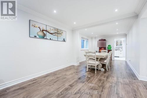 5202 Buttermill Court, Mississauga, ON - Indoor Photo Showing Dining Room