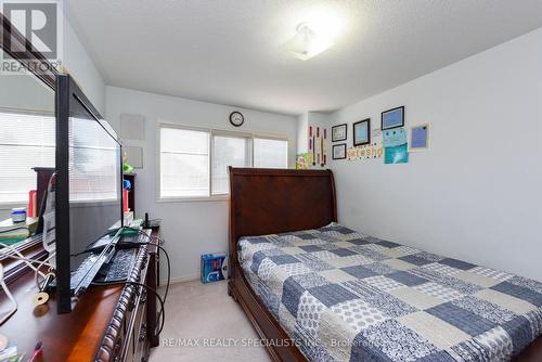 107 Seclusion Crescent, Brampton, ON - Indoor Photo Showing Bedroom