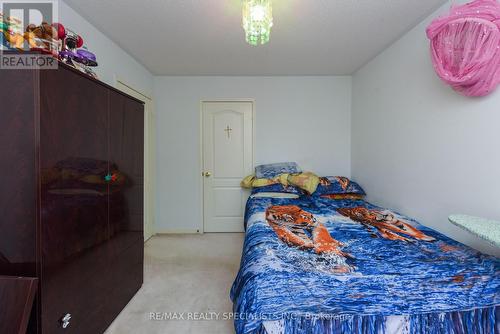 107 Seclusion Crescent, Brampton, ON - Indoor Photo Showing Bedroom