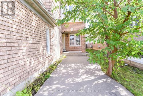 107 Seclusion Crescent, Brampton, ON - Outdoor