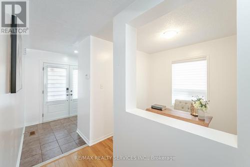 22 Roxton Crescent, Brampton, ON - Indoor Photo Showing Other Room