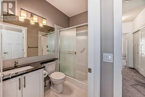 Ensuite bath in Master retreat - 109 Evanston Manor Nw, Calgary, AB - Indoor Photo Showing Bathroom