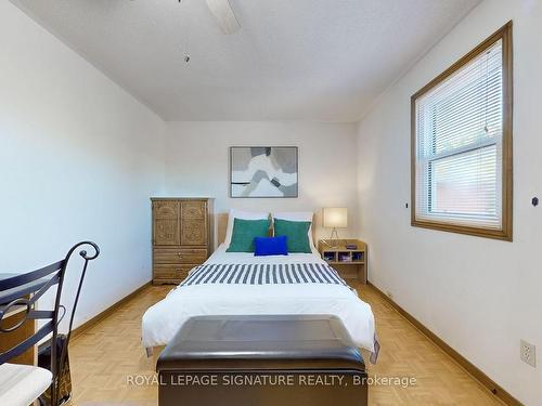 27 Richbell St, Vaughan, ON - Indoor Photo Showing Bedroom