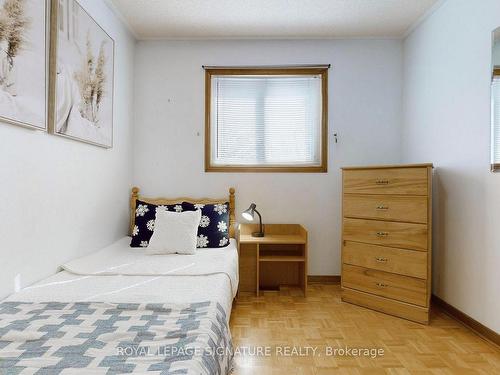 27 Richbell St, Vaughan, ON - Indoor Photo Showing Bedroom