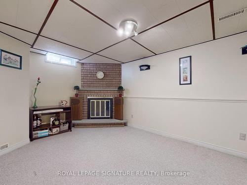 27 Richbell St, Vaughan, ON - Indoor Photo Showing Other Room