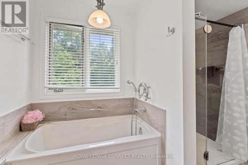 64 Parkview Heights, Quinte West, ON - Indoor Photo Showing Bathroom