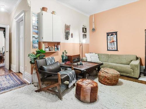 Salon - 1230 Rue Plessis, Montréal (Ville-Marie), QC - Indoor Photo Showing Living Room