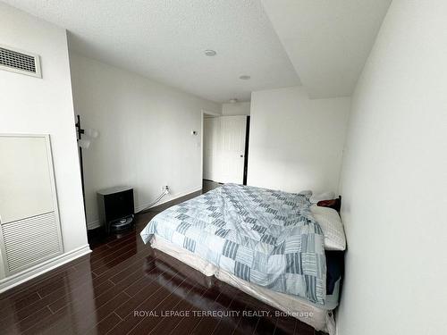 1602-18 Spring Garden Ave, Toronto, ON - Indoor Photo Showing Bedroom