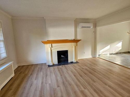 Upper-964 King Rd, Burlington, ON - Indoor Photo Showing Living Room With Fireplace