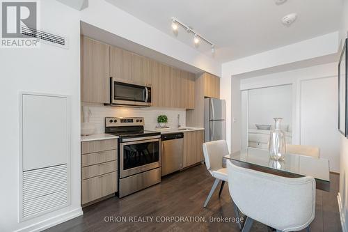 914 - 3237 Bayview Avenue, Toronto, ON - Indoor Photo Showing Kitchen